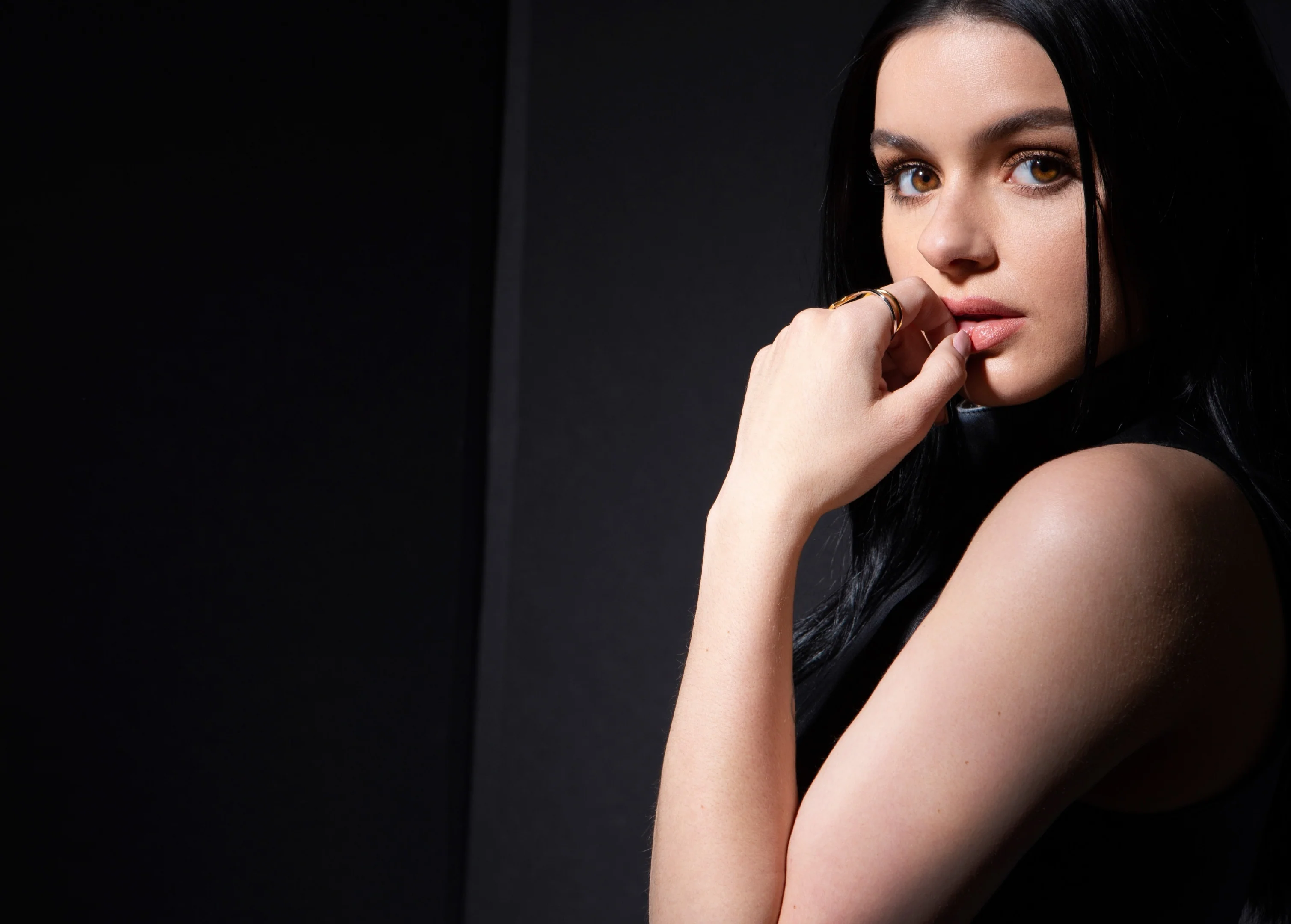 Elegancia Madrileña en Cada Prenda